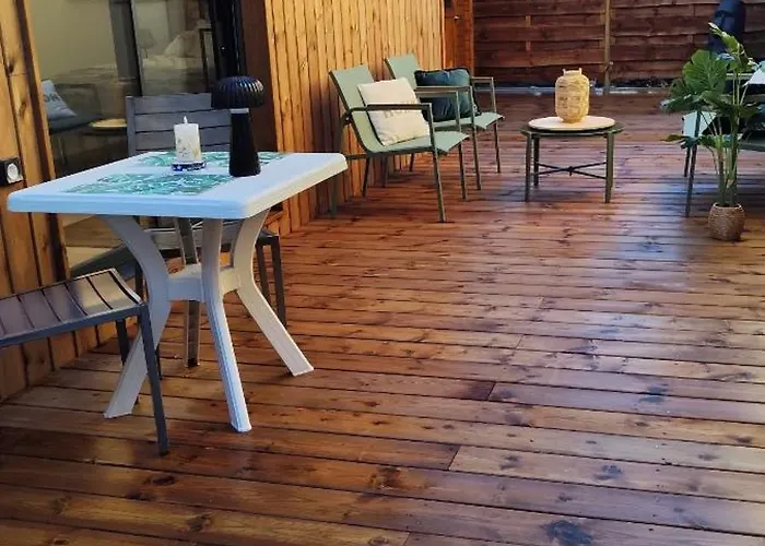 L'hirondelle 度假居 *