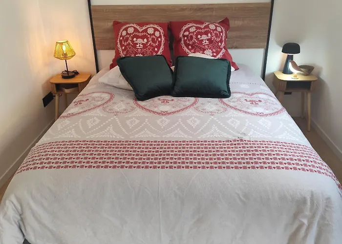 Holiday home L'hirondelle