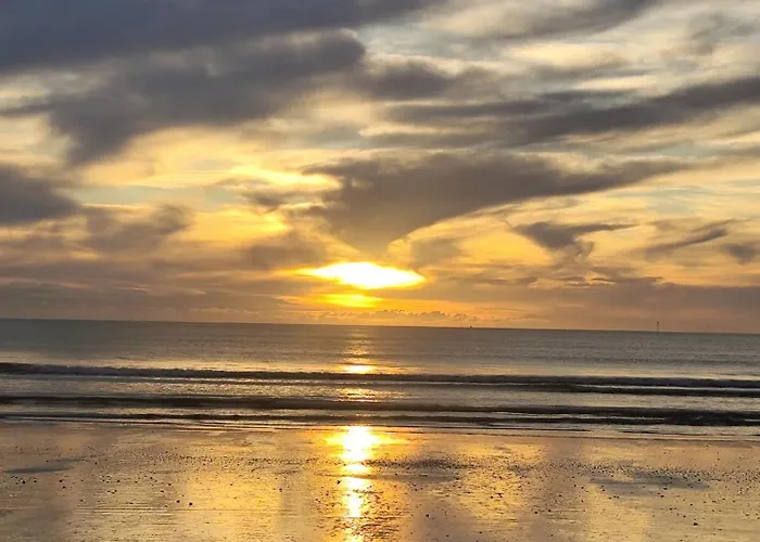 L'hirondelle 度假居 *